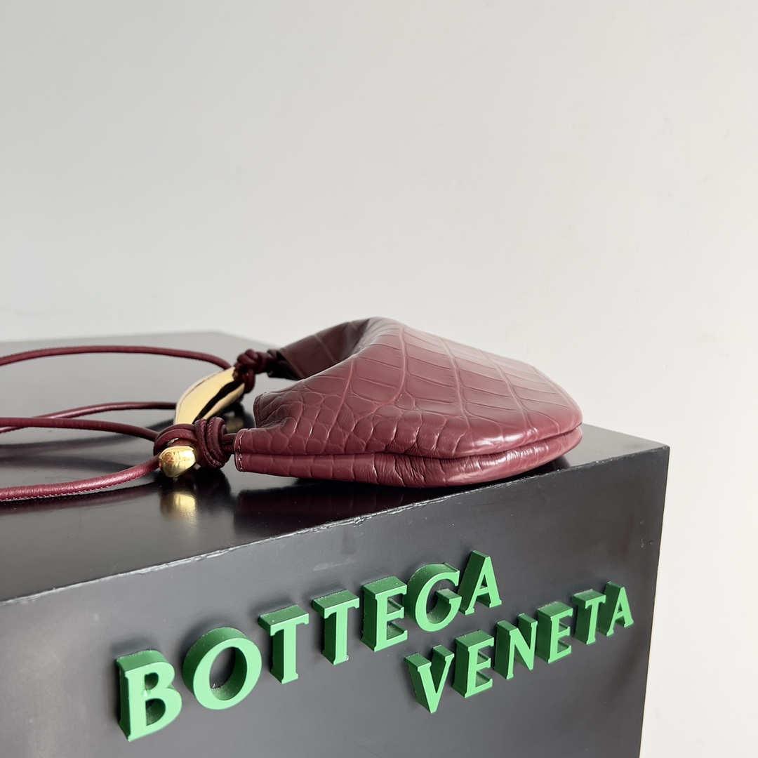 Bottega Veneta Hobo Bags